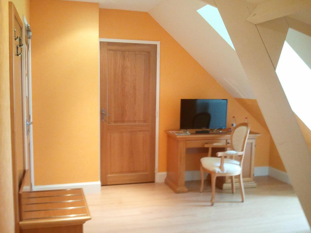 Hotel Chateau Sainte Marie Dompierre-sur-Charente Exterior foto