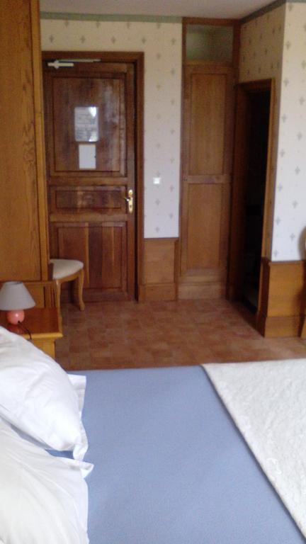 Hotel Chateau Sainte Marie Dompierre-sur-Charente Exterior foto
